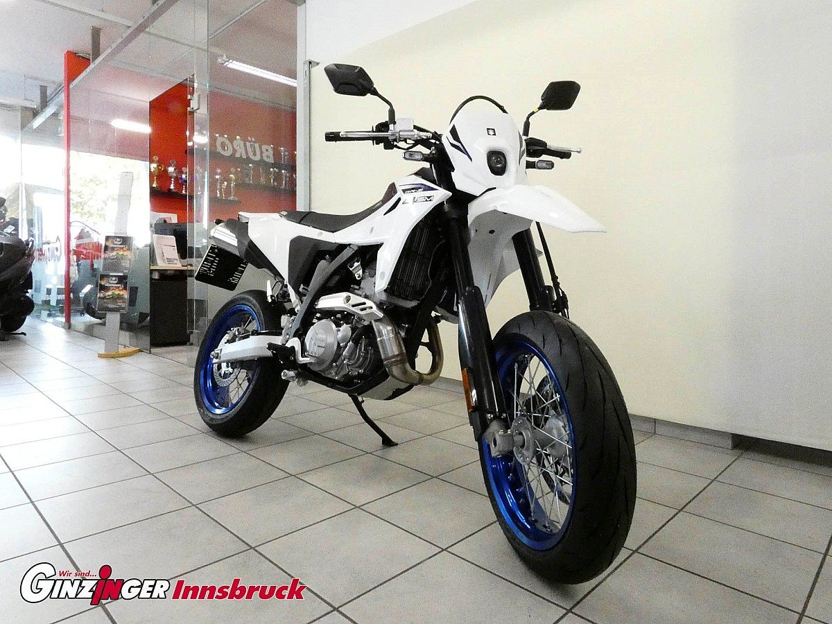 DR-Z4SM