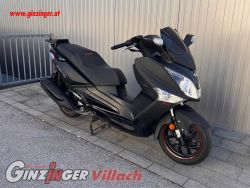 GTS 300i Sport